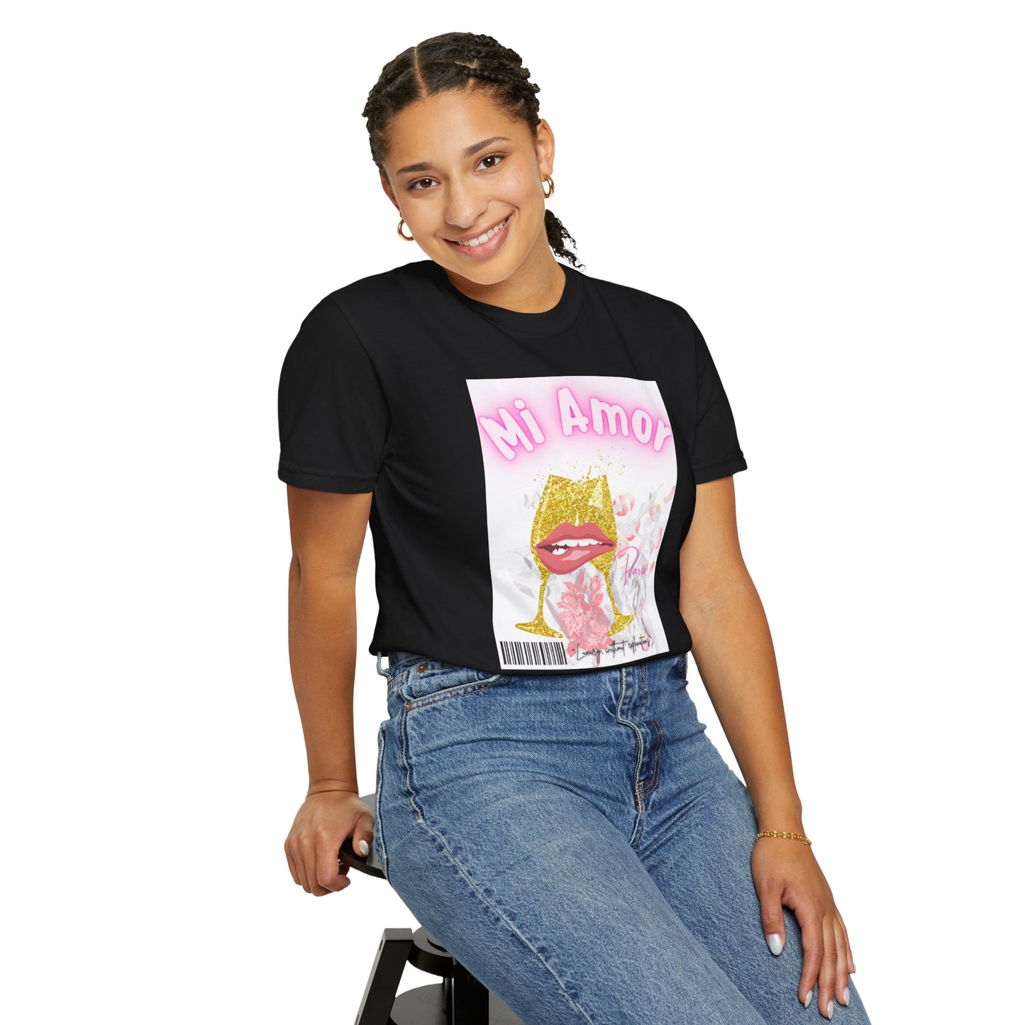 Mi Amor Graphic T-Shirt — Romantic Pink Floral Lips Design