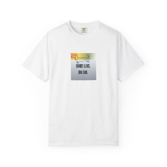 White t-shirt short legs, big ego dachshund
